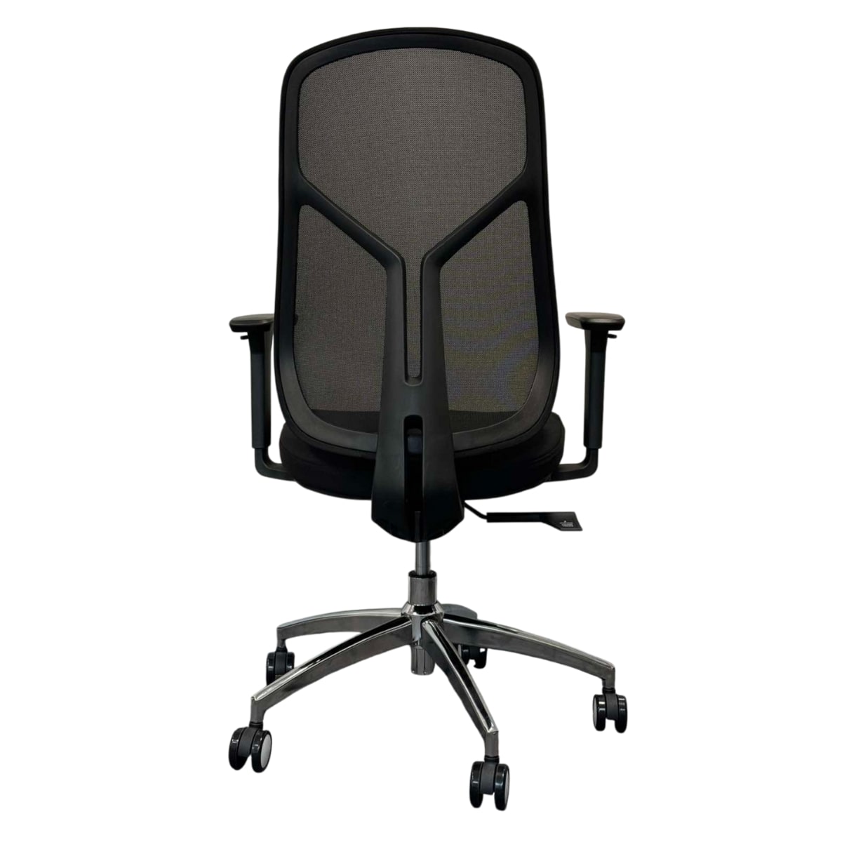 Ергономичен офис стол Omega черен